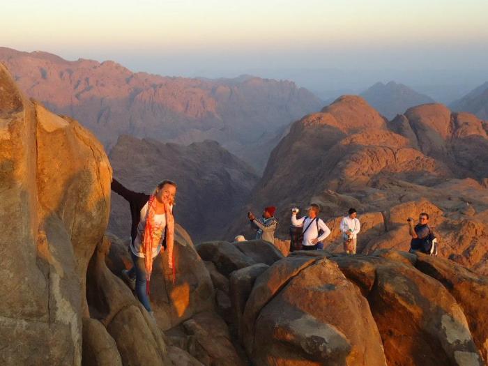 Valentina en el Monte Sinai - Mi vida en una valija